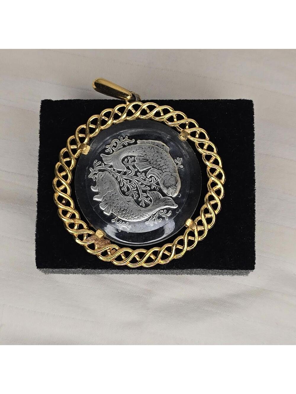 Crown Trifari Goldtone And Glass Pisces Pendant